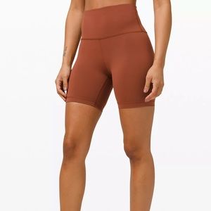Lululemon Wunder Train shorts